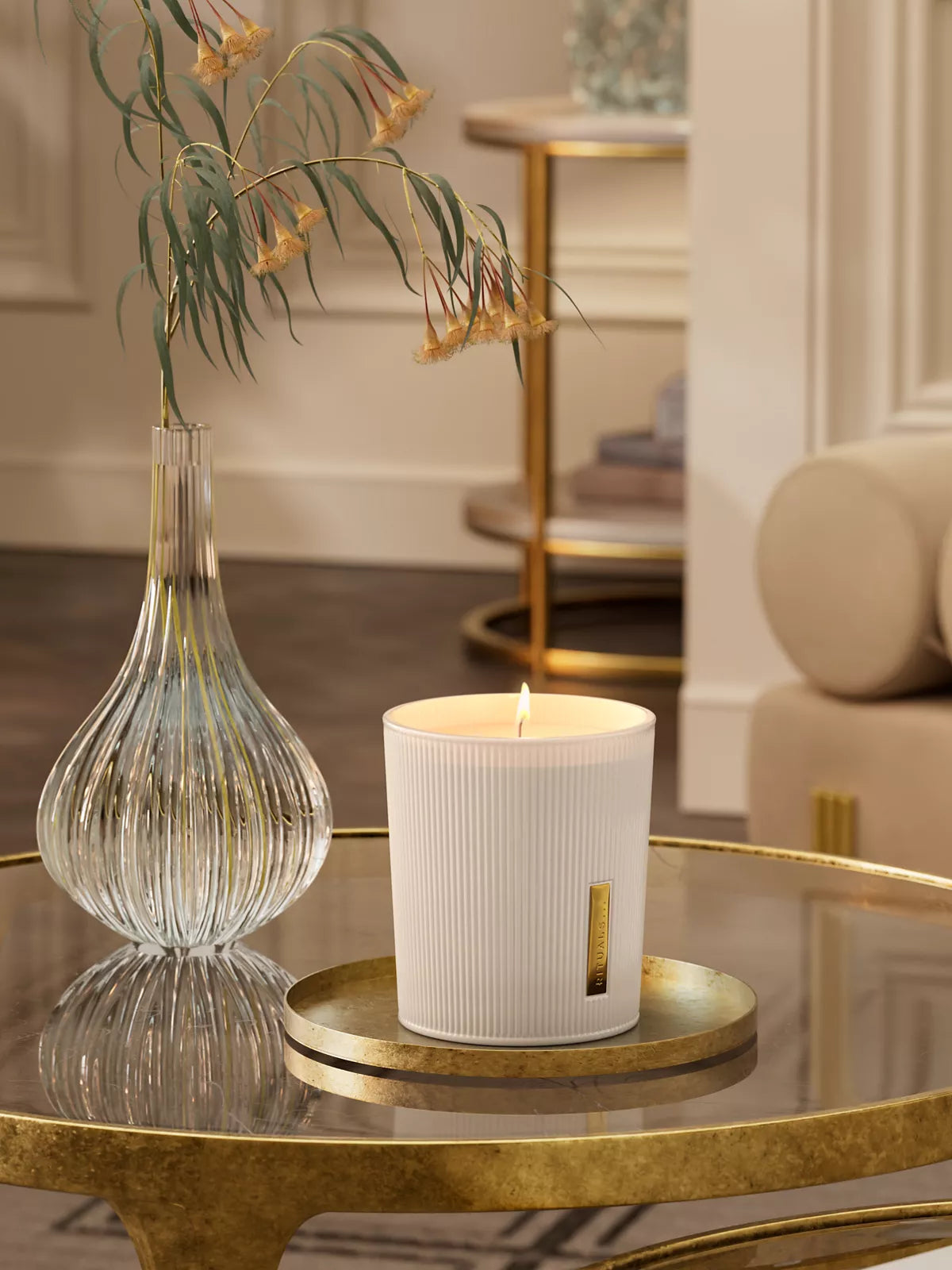 THE RITUAL OF KARMA
Scented Candle
bougie parfumée