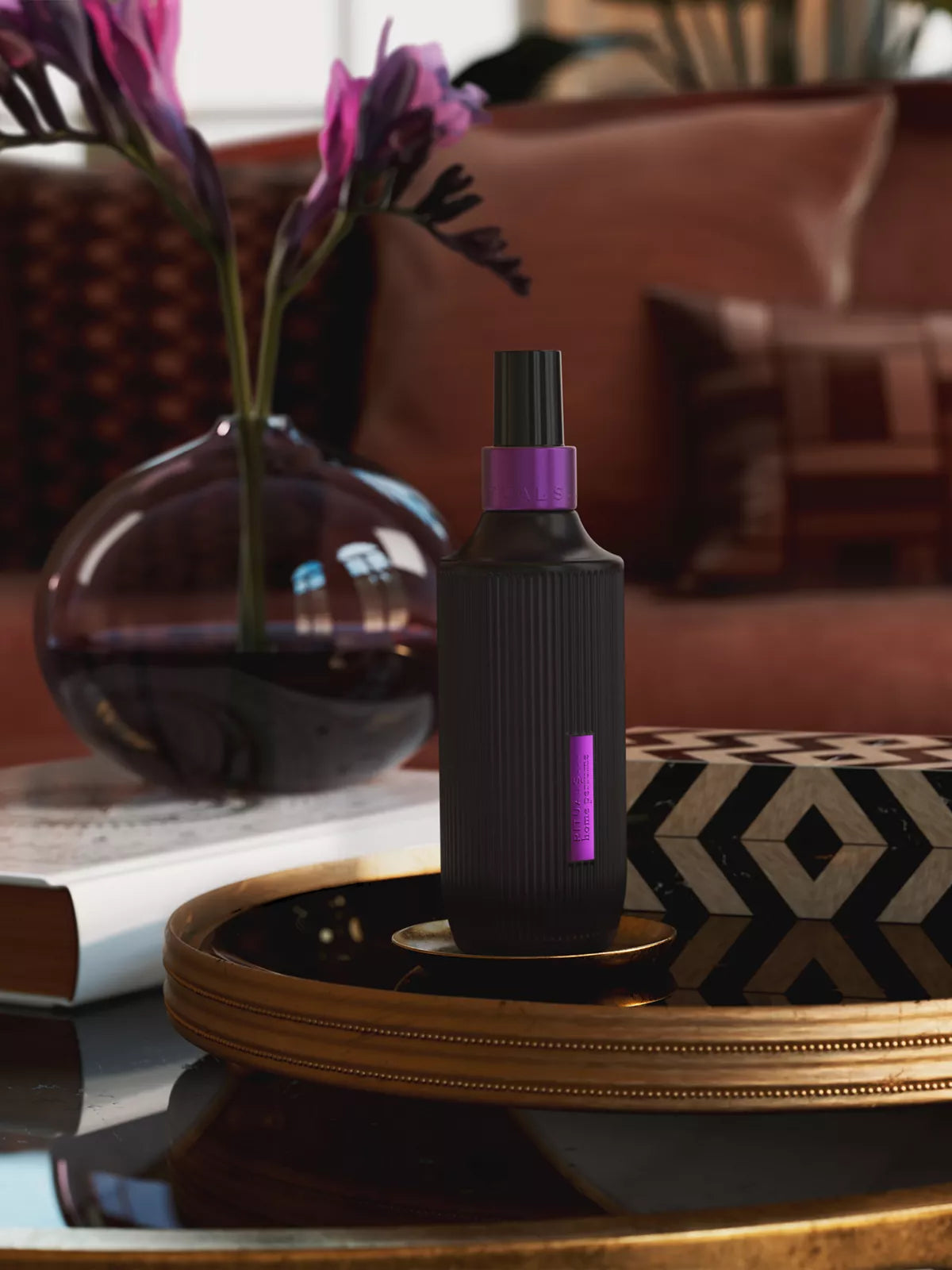 THE RITUAL OF YOZAKURA
Home Perfume
parfum d’intérieur