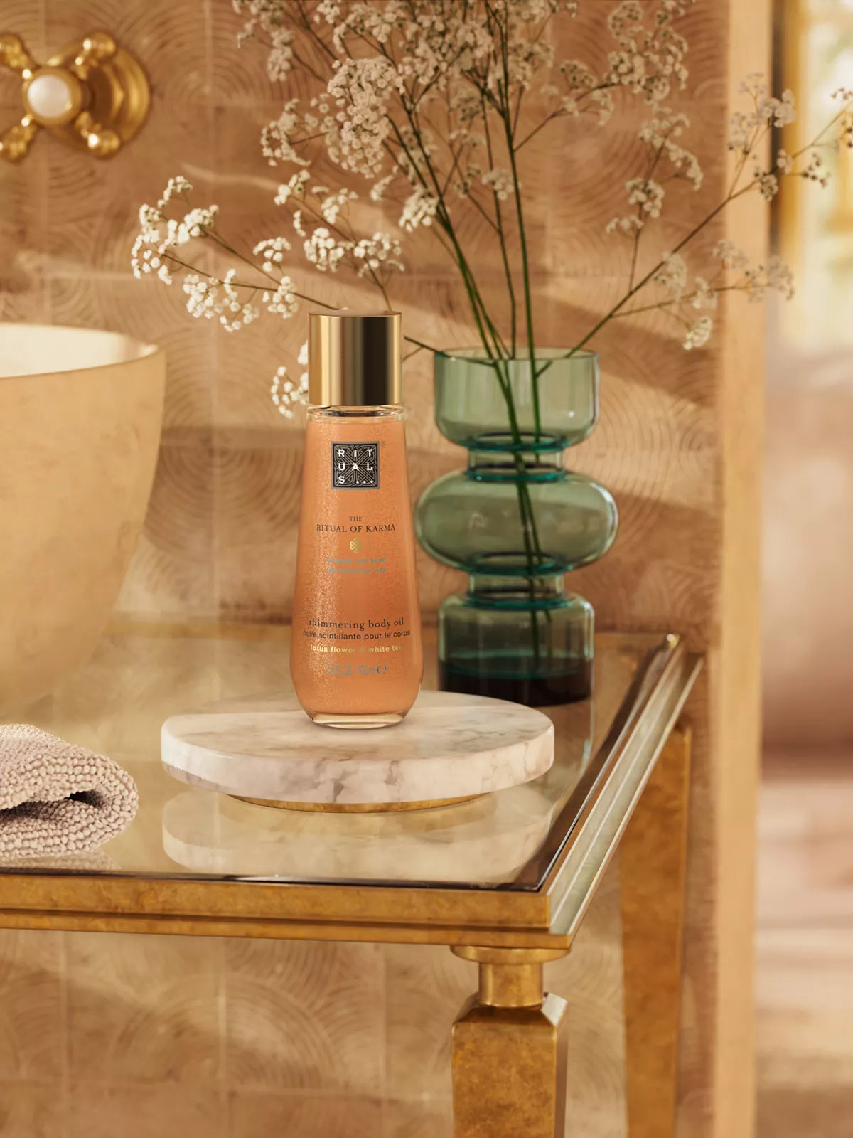 THE RITUAL OF KARMA
Shimmering Body Oil