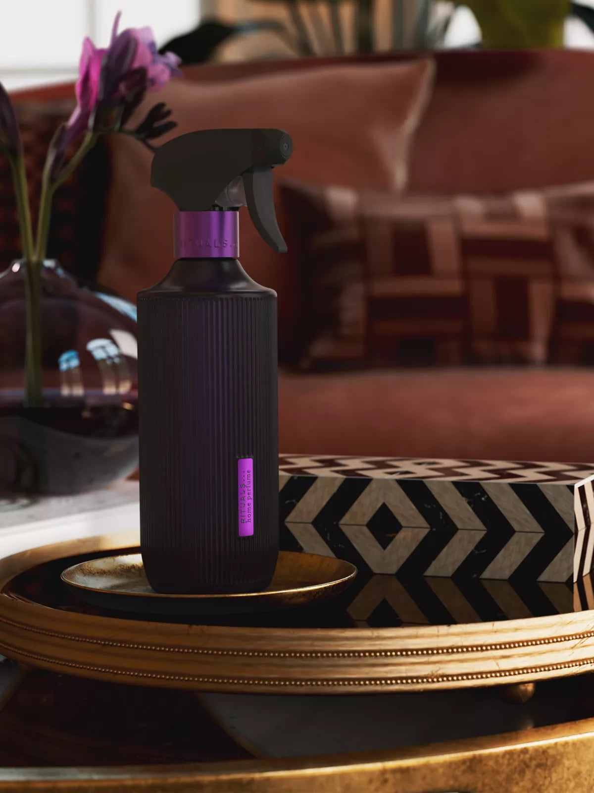 THE RITUAL OF YOZAKURA
Home Perfume
parfum d’intérieur