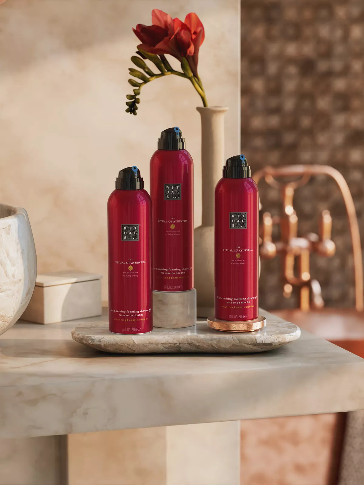 THE RITUAL OF AYURVEDA
Shower Foam Value Pack
trio de mousses de douche